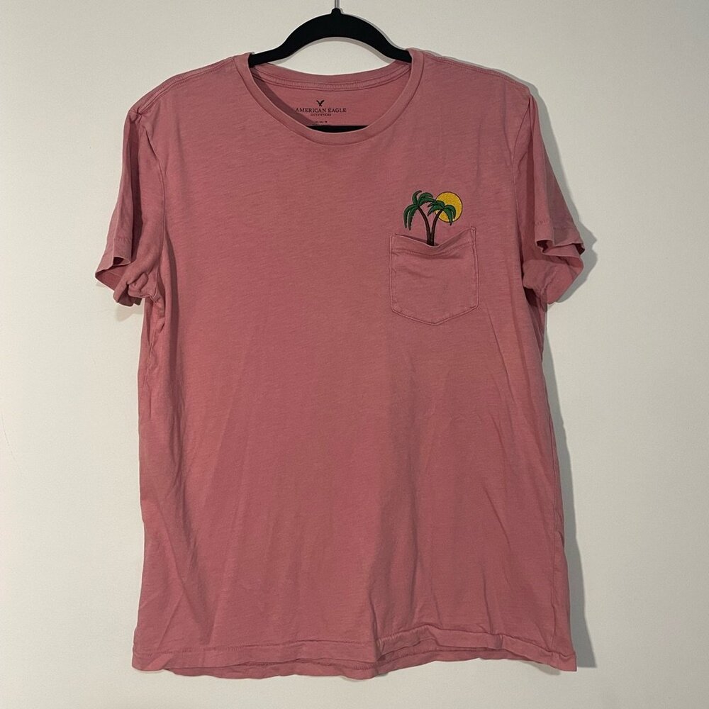 Comfy Pink Short Sleeve Graphic Pocket Tee
